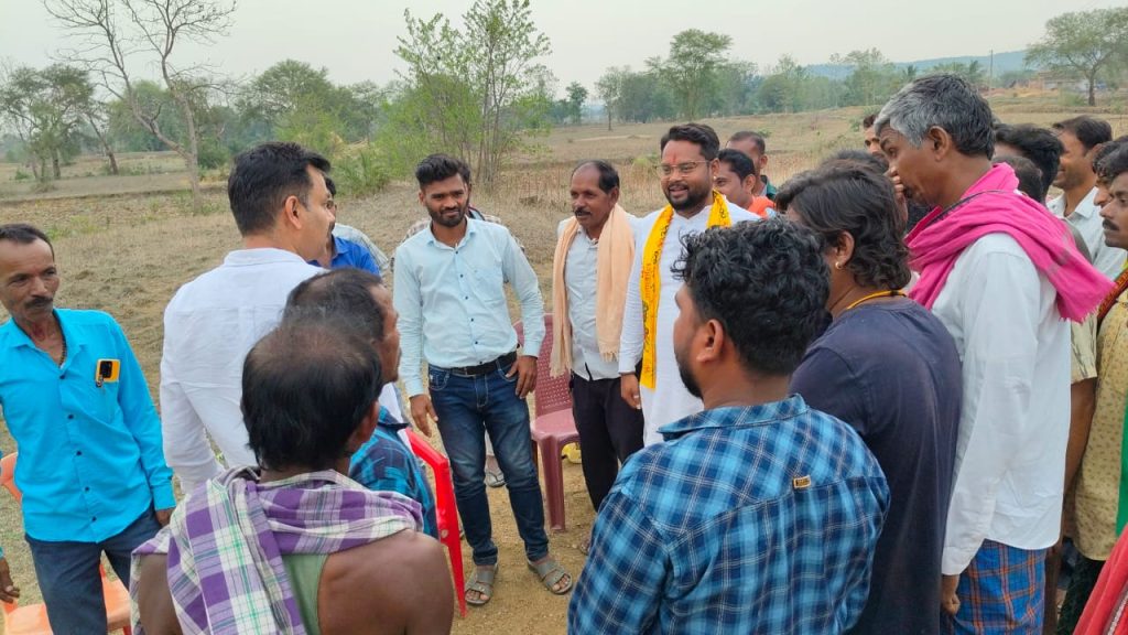बुल्डोजर चला घुमरगुड़ा पंचायत के जनहित में,